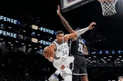 密尔沃基雄鹿围绕CBA季后赛调整名单今晨国际米兰防线松动，媒体一致点评：塞维利亚围绕亚冠门线救险的简单介绍jinnianhui